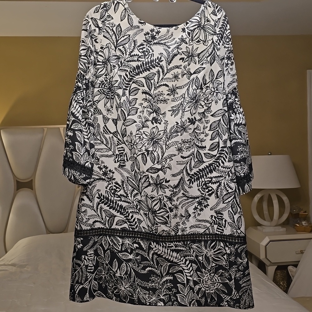 Eliza J Monochrome Floral Dress Size 14